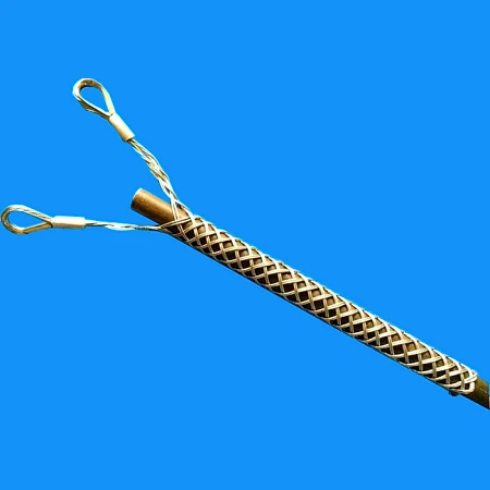 Double eye cable pulling grip with two braided steel eyes and galvanised wire mesh body