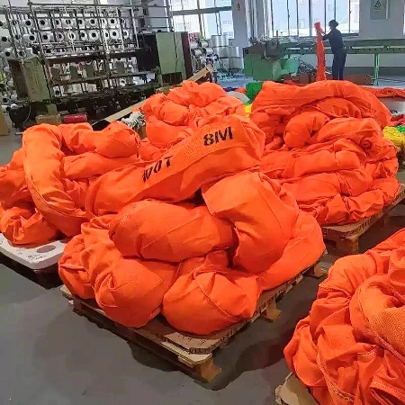 Heavy duty polyester round slings coiled and packed on pallets for export